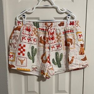 Cactus Print Women's Cargo Shorts